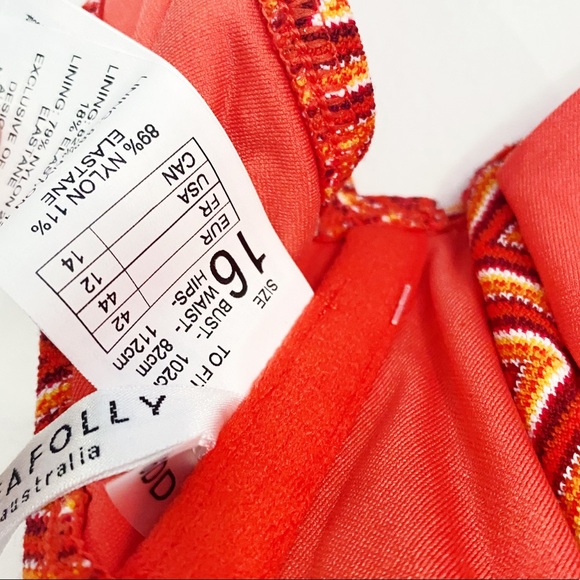 Seafolly Cleo DD Chilli Red Bikini Top 
USA Size 12 / AU size 16 - Picture 5 of 7